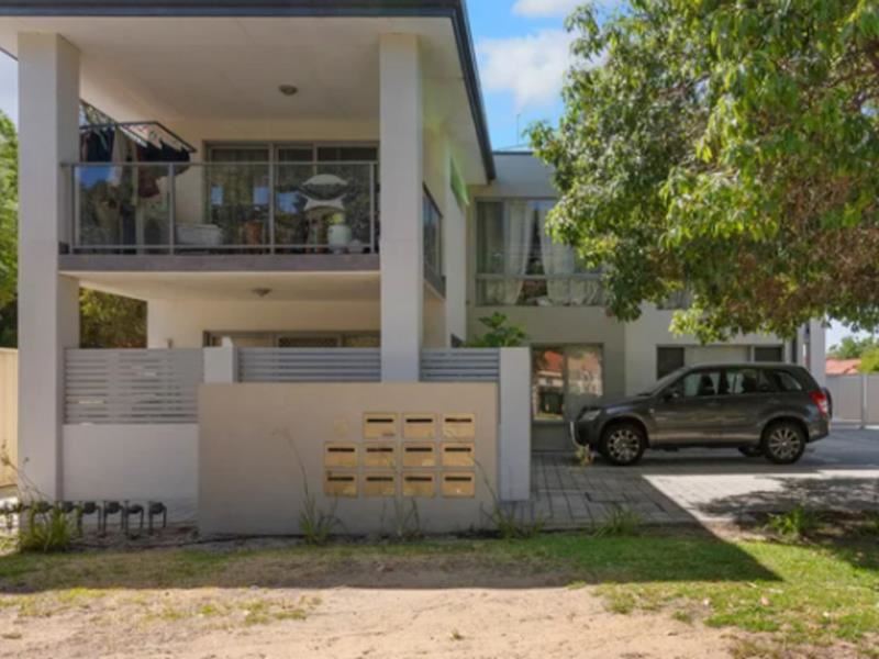 3/5 Parkview Parade, Redcliffe WA 6104
