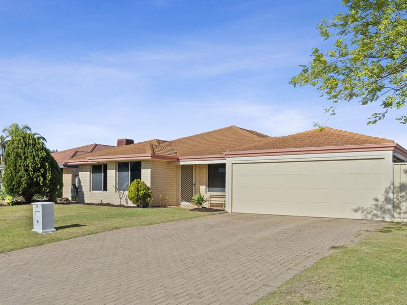 14 Alcazar Avenue, Port Kennedy WA 6172