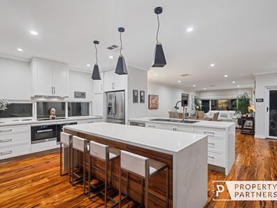 66 Wood Street, Swanbourne WA 6010