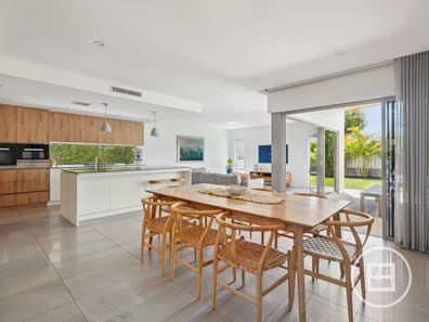 10B Bellairs Road, Kardinya WA 6163