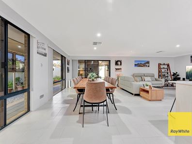 49 Copperback Circle, Huntingdale WA 6110