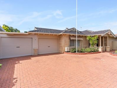 4/5 Brooks Street, Kalamunda WA 6076