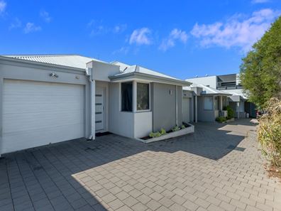 10B Debenham Street, Thornlie WA 6108