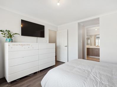 21 Taincrow Way, Golden Bay WA 6174