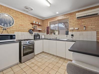 20 Mersey Drive, Cape Burney WA 6532