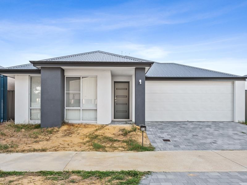 12 Paria St, Baldivis