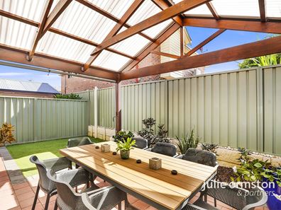 14/40 Hollins Bend, Madeley WA 6065
