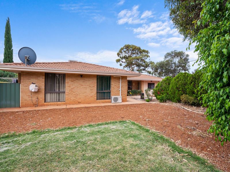 60 Hawkins Street, West Lamington WA 6430