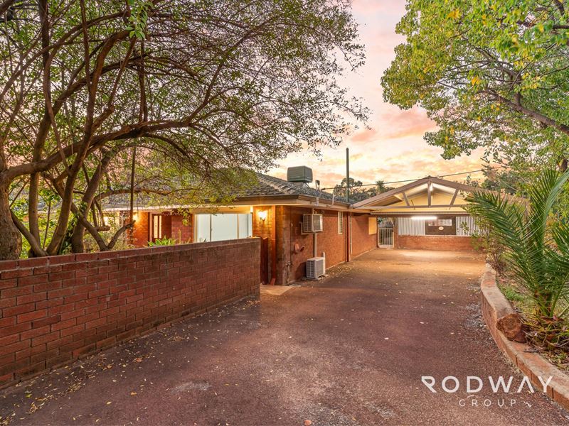 32 Canns Rd, Mount Nasura WA 6112