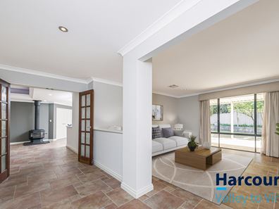 3 Mauna Court, Yanchep WA 6035