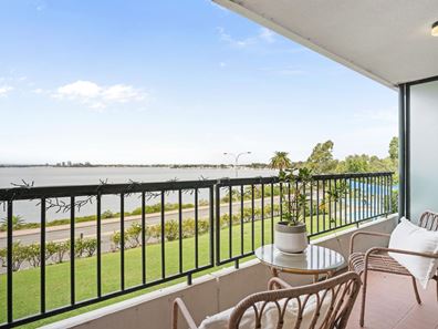 12/1 Wingfield Avenue, Crawley WA 6009