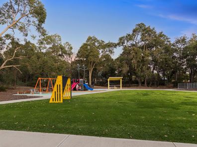 3 Brolga Grove, Seville Grove WA 6112