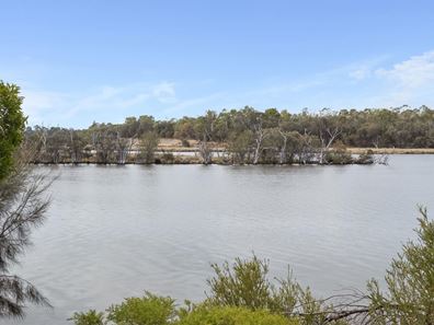 143/12 Wall Street, Maylands WA 6051