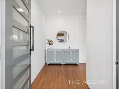 40 Broadmeadows Drive, Bushmead WA 6055
