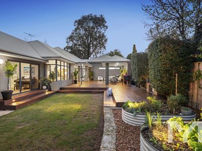 18 Kildare Road, Floreat WA 6014