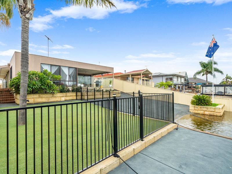 8 Tanderra Place, South Yunderup WA 6208
