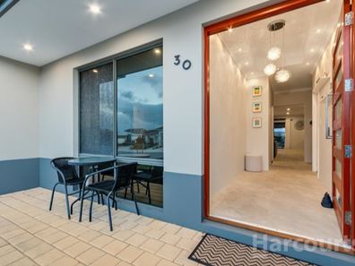 30 Longnor Parkway, Alkimos WA 6038