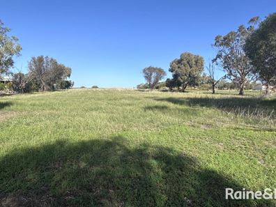 43 Osnaburg Road, York WA 6302