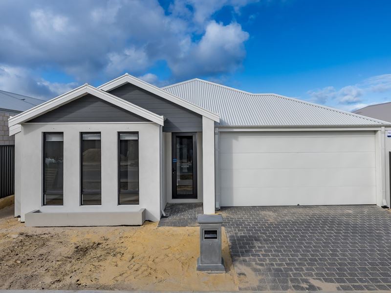 7 Mooloolaba Road, Jindalee WA 6036