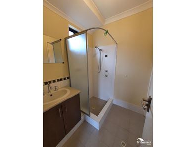 Room 1/12 Dulles Way, Clarkson WA 6030