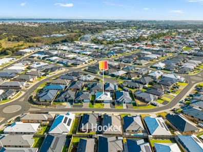 90 Grandite Fairway, Australind WA 6233