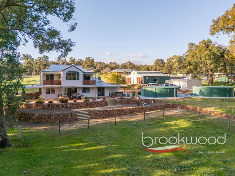 45 Strawberry Hill Drive, Gidgegannup WA 6083