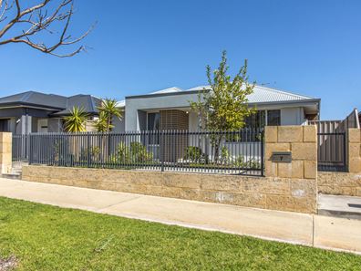 7 Vert Lane, Karnup WA 6176