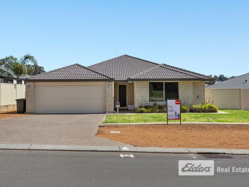 20 Jacaranda  Loop, Collie WA 6225