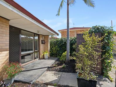 4/69 Park Street, Como WA 6152