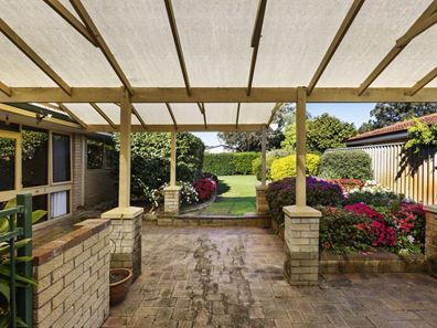 7 Pannell Road, Bateman WA 6150