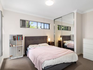 25/16 Grey Street, Cannington WA 6107