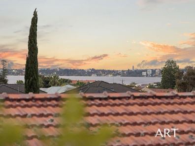 2/187 Coode Street, Como WA 6152