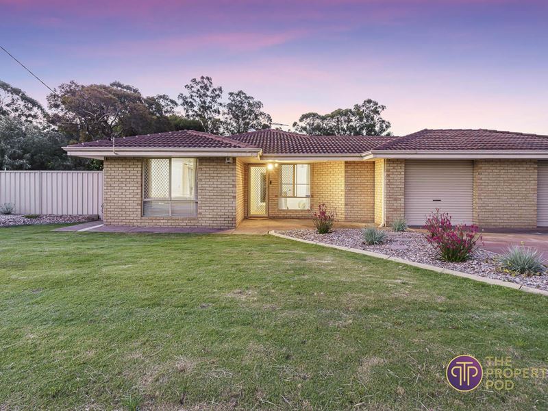 15 Kettering Way, Huntingdale WA 6110