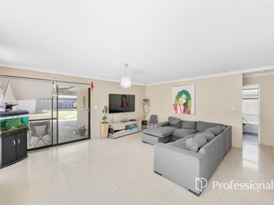 67 Kelston Way, Australind WA 6233