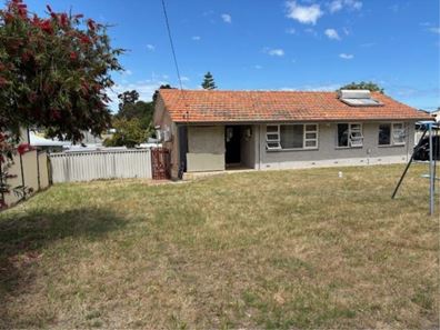 42 Denston Way, Girrawheen WA 6064