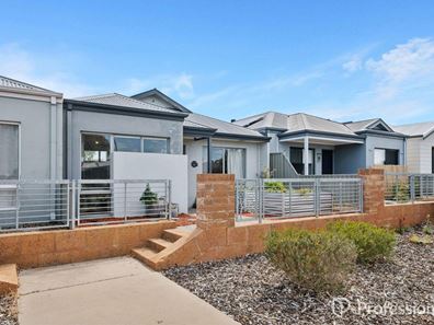 4 Barber Lane, Byford WA 6122
