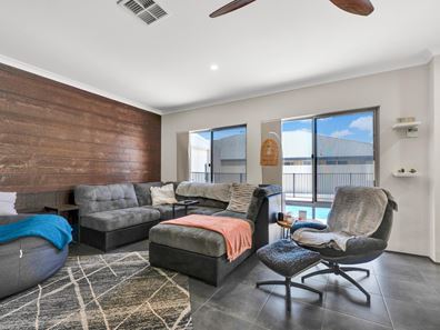 189 Glenfield Beach Drive, Glenfield WA 6532