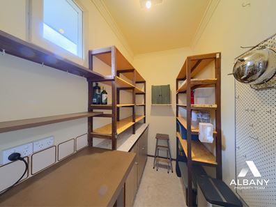 14 De Pledge Road, Kendenup WA 6323