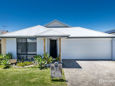 18 Shimmer Chase, Eglinton WA 6034
