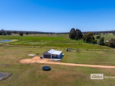 205 Ravenscliffe Road, Kirup WA 6251