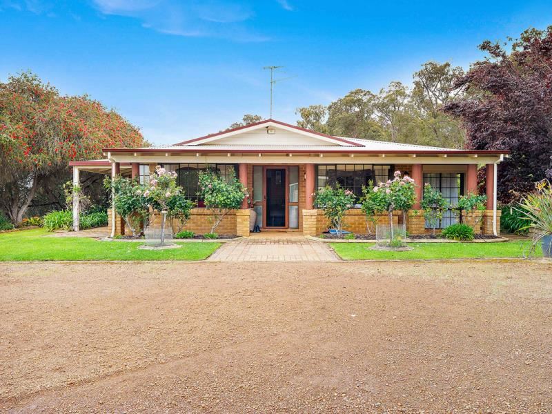 328 Albany Highway, Bedfordale