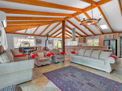 328 Albany Highway, Bedfordale WA 6112