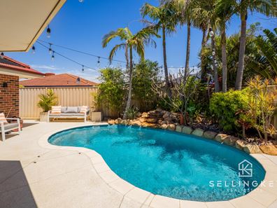 6 ROEBUCK AVENUE, Canning Vale WA 6155