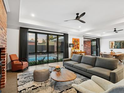 9 Gladstone Street, St James WA 6102
