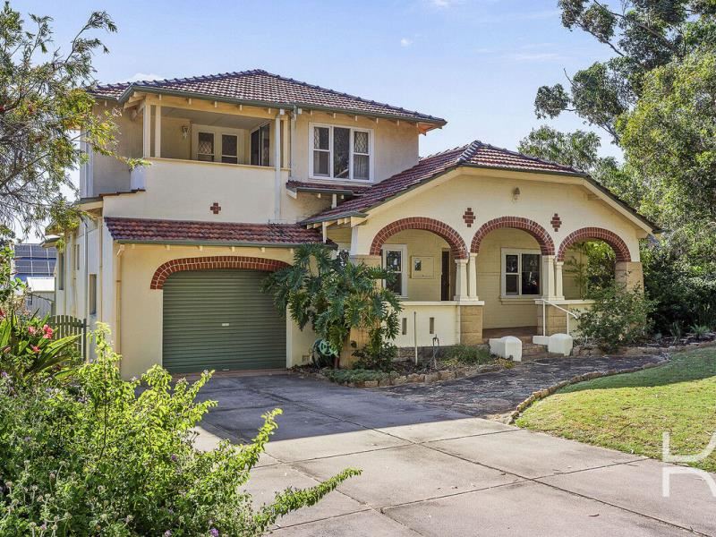 45 Birdwood Circus West, Bicton WA 6157