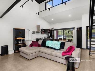 9 Wicklow Boulevard, Dalyellup WA 6230
