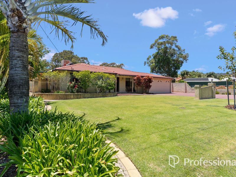 74 Hawkvalley Crescent, Maida Vale