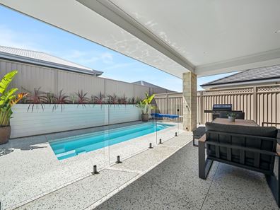 114 Quartermaine Boulevard, Mandogalup WA 6167