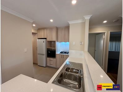 4/61-63 Scaddan, Bassendean WA 6054