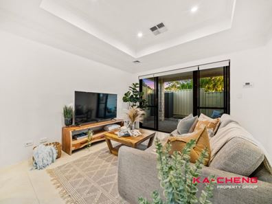 30A Koman Way, Girrawheen WA 6064